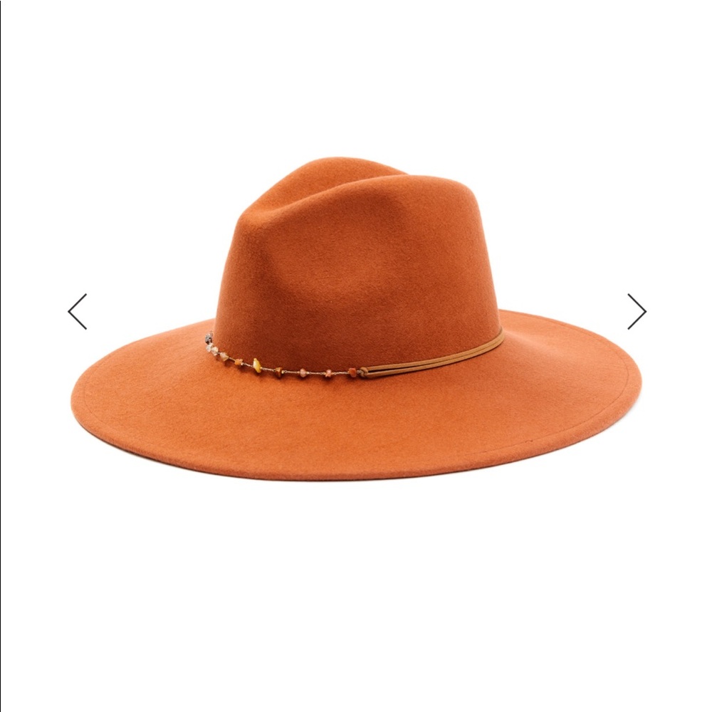 Cute hat for fall outfits
